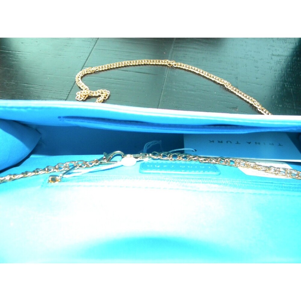 Trina Turk Summer Floral Clutch Bag NWT L12"xH2.5"xW5" Vegan - Picture 3 of 10